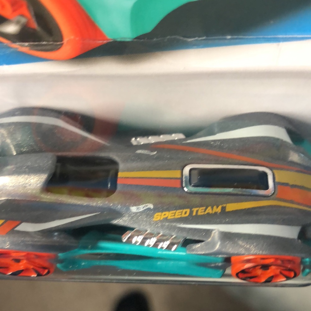 Roadster bite by hot wheels - Picture 4 of 7